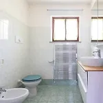 Iseolakerental - Casa Amici Riva di Solto